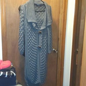 Gray Knit Sweater Cardigan l/xl